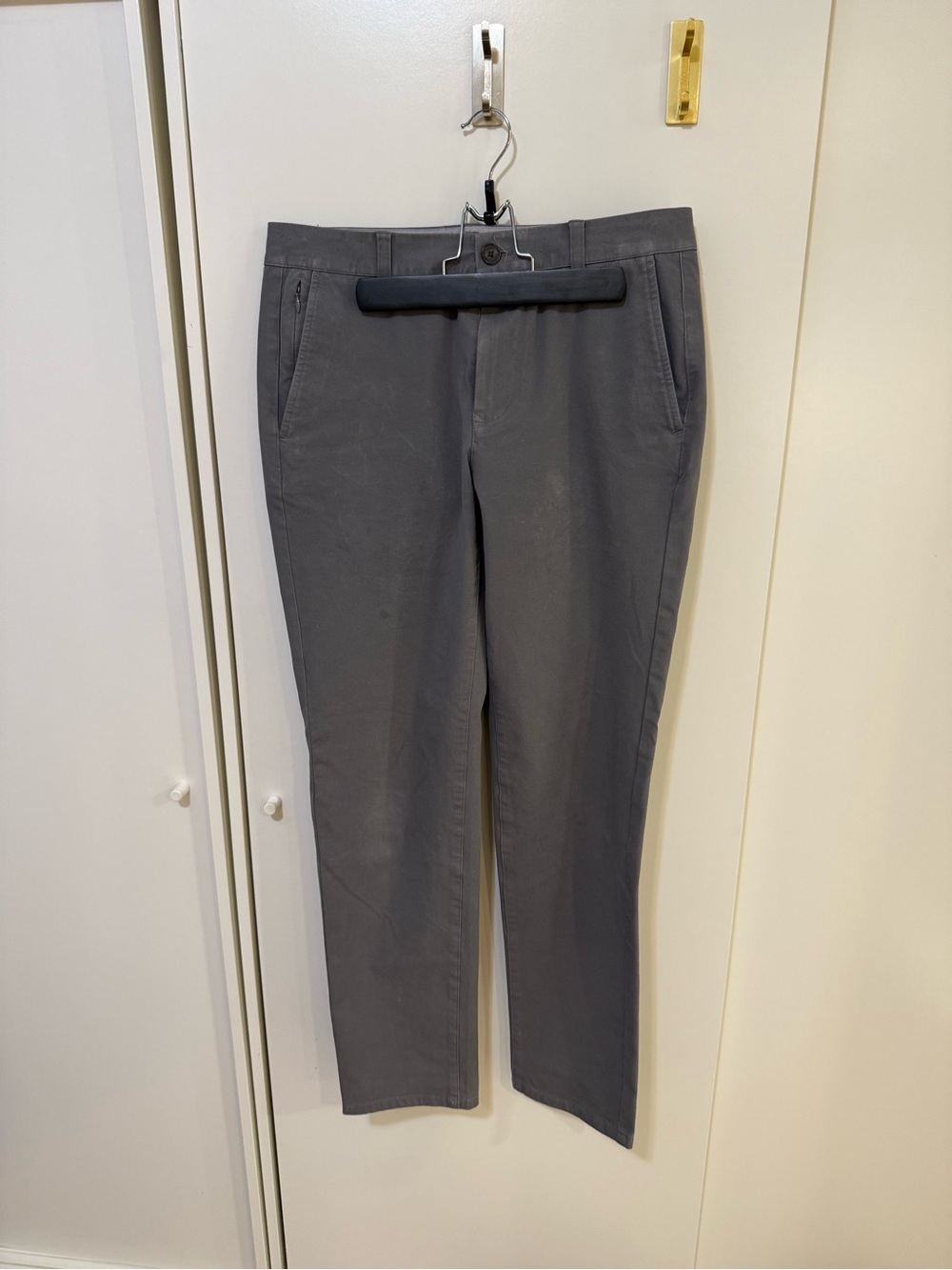 Bonobos Men's Gray Slim Chino Pants
